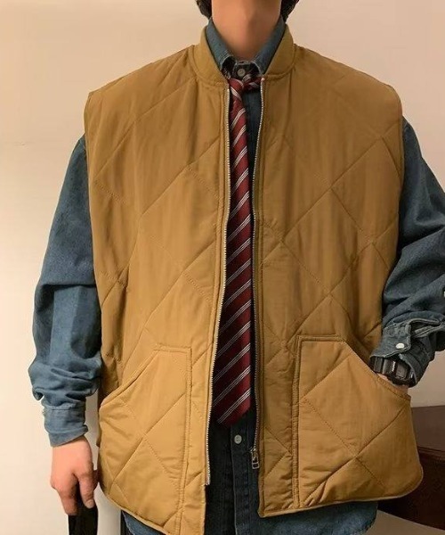 MGV(エムジーヴィー)の「オーバーサイズキルティングベスト(ダウンベスト・メンズ・ベージュ/ブラック・X-LARGE/MEDIUM/LARGE)」の22枚目の写真