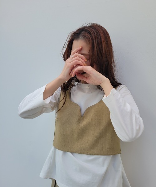 y/m by misato（イムバイミサト）の「Vカットビスチェ（キャミソール・レディース・ベージュ/ブラック・FREE）」の10枚目の写真