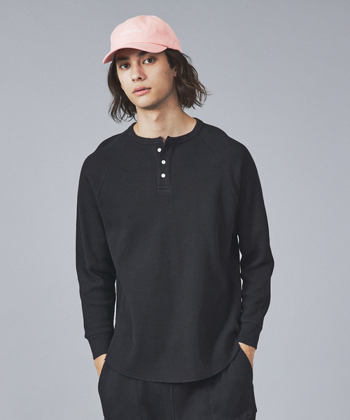 FRUIT OF THE LOOM（フルーツオブザルーム）の「【FRUIT OF THE LOOM】フロントロゴ刺繍 ツイル ベースボール ロー キャップ（キャップ・メンズ・ピンク/ブラック/サックスブルー/ベージュ/オフホワイト・フリー）」の14枚目の写真