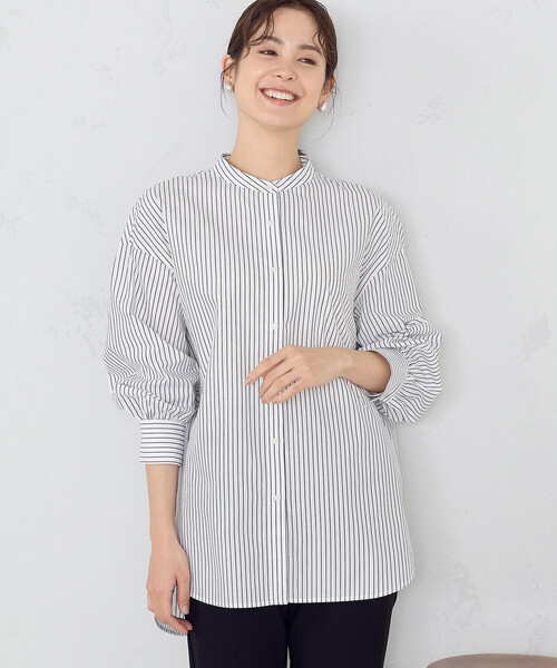 COMME CA ISM(コムサイズム)の「ストライプブロード バンドカラーシャツ(シャツ/ブラウス・レディース・オフホワイト/ネイビー系・MEDIUM/LARGE)」の5枚目の写真