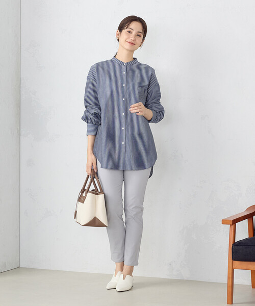 COMME CA ISM(コムサイズム)の「ストライプブロード バンドカラーシャツ(シャツ/ブラウス・レディース・オフホワイト/ネイビー系・MEDIUM/LARGE)」の8枚目の写真