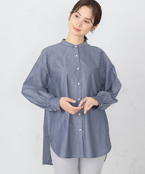 COMME CA ISM(コムサイズム)の「ストライプブロード バンドカラーシャツ(シャツ/ブラウス・レディース・オフホワイト/ネイビー系・MEDIUM/LARGE)」の1枚目の写真
