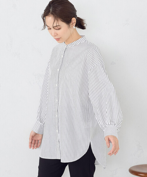 COMME CA ISM(コムサイズム)の「ストライプブロード バンドカラーシャツ(シャツ/ブラウス・レディース・オフホワイト/ネイビー系・MEDIUM/LARGE)」の3枚目の写真