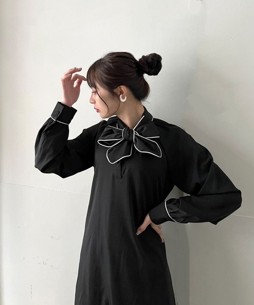 Jewelobe(ジュエローブ)の「配色パイピングボウタイロングワンピース(ワンピース・レディース・アイボリー/ブラック・FREE)」の14枚目の写真