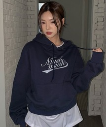 A'GEM/9 × .kom 『muah muah/ムーアムーア』 MUAH AUTHENTIC REGULAR FIT HOODIE/オーセンティックパーカー