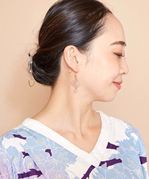 倭物やカヤ(ワモノヤカヤ)の「【倭物やカヤ】春錦 桜ピアス(ピアス(両耳用)・レディース・ライトパープル/ライトブルー/ライトピンク・FREE)」の5枚目の写真