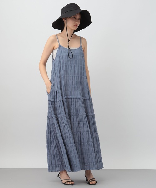 A part by（アパートバイ）の「フリルティアードキャミワンピース（ワンピース・レディース・ブラック/ブルー系その他4/ライトベージュ・FREE）」の7枚目の写真