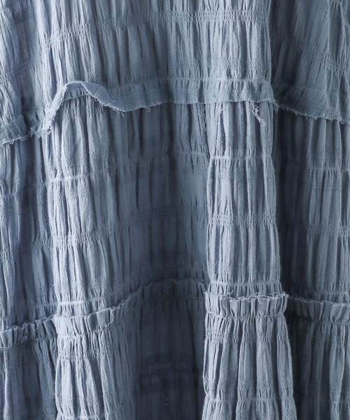 A part by（アパートバイ）の「フリルティアードキャミワンピース（ワンピース・レディース・ブラック/ブルー系その他4/ライトベージュ・FREE）」の5枚目の写真