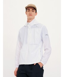 AIGLE（エーグル）の「撥水 軽量フーデッドジャケット（マウンテンパーカー）」