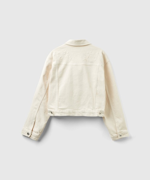 BENETTON (UNITED COLORS OF BENETTON)（ベネトンユナイテッドカラーズオブベネトン）の「花柄刺繍デニムジャケット（デニムジャケット・レディース・ホワイト・SMALL/MEDIUM/X-SMALL/XX-SMALL）」の7枚目の写真