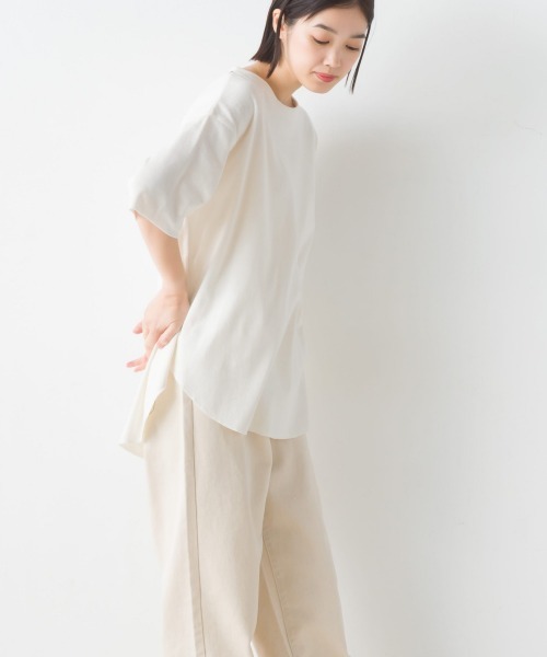 OMNES(オムネス)の「リブ裾ラウンドプルオーバー半袖(Tシャツ/カットソー・レディース・アイボリー/ブラック/ホワイト系その他/ラベンダー・FREE)」の9枚目の写真