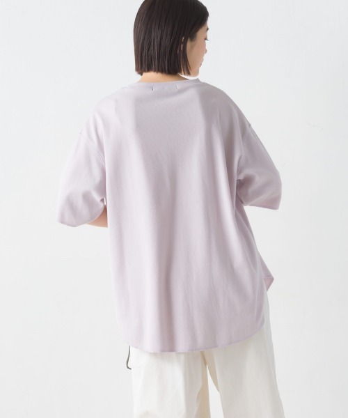 OMNES(オムネス)の「リブ裾ラウンドプルオーバー半袖(Tシャツ/カットソー・レディース・アイボリー/ブラック/ホワイト系その他/ラベンダー・FREE)」の22枚目の写真