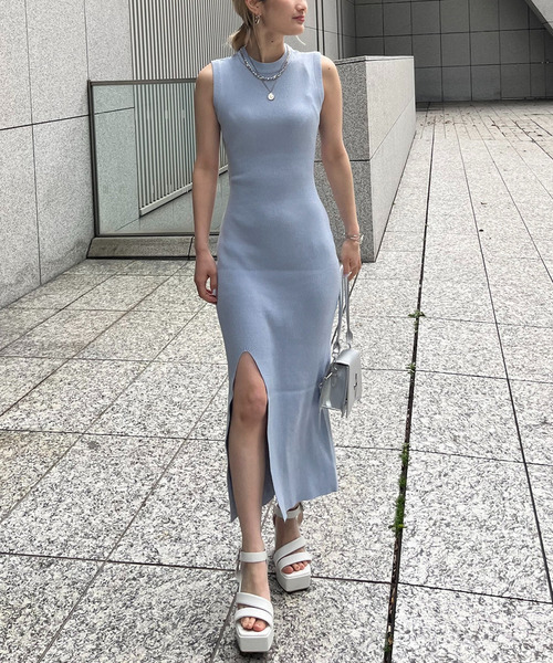 SPIRALGIRL(スパイラルガール)の「バックオープンベルトスリットワンピース(ワンピース・レディース・ブルー/ブラック/ライトグレー・FREE)」の22枚目の写真