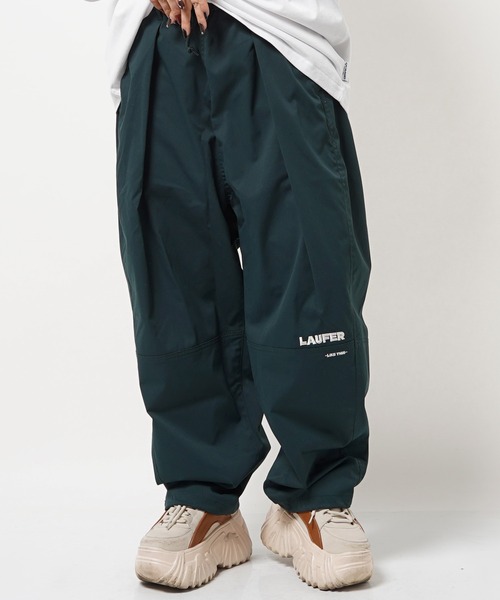 Laufer（ロイファー）の「【Laufer】ナチュラルストレッチ バルーンパンツ / Natural stretch balloon pants（その他パンツ・メンズ・ブラック/オフホワイト/ブラウン/グリーン・M/L）」の4枚目の写真