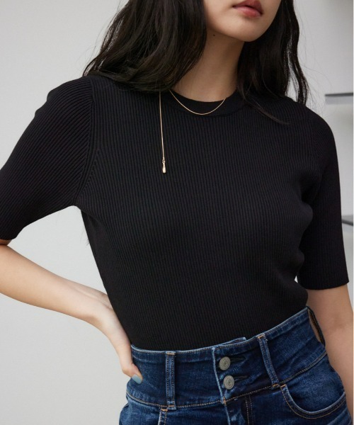 AZUL by moussy(アズールバイマウジー)の「ハーフスリーブクルーネックトップス(Tシャツ/カットソー・レディース・グリーン/ホワイト系その他/グレー/オフホワイト/ブラック・SMALL/MEDIUM)」の3枚目の写真