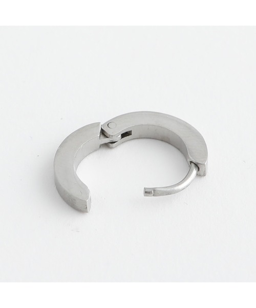 JewCas（ジュアキャス）の「JCQ シンプル セクエア リング　simple ステンレスピアス [JCQ0133]（ピアス（両耳用）・レディース・シルバー・FREE）」の4枚目の写真