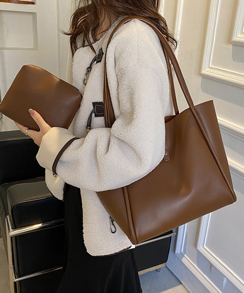 STYLEBLOCK(スタイルブロック)の「ポーチ付きレザー調トートバッグ(トートバッグ・レディース・ライトブラウン/カーキ/ブラック/ダークブラウン・FREE)」の3枚目の写真