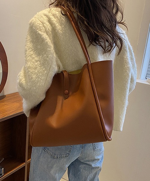 STYLEBLOCK(スタイルブロック)の「ポーチ付きレザー調トートバッグ(トートバッグ・レディース・ライトブラウン/カーキ/ブラック/ダークブラウン・FREE)」の1枚目の写真