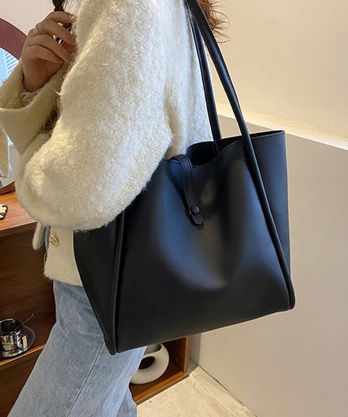 STYLEBLOCK(スタイルブロック)の「ポーチ付きレザー調トートバッグ(トートバッグ・レディース・ライトブラウン/カーキ/ブラック/ダークブラウン・FREE)」の2枚目の写真