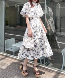 フレアケープスリーブ花柄ワンピース