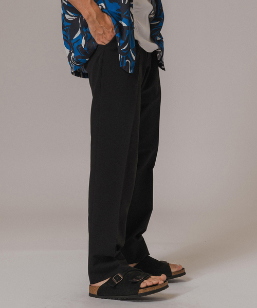 EDIFICE（エディフィス）の「”吸水速乾機能”ドライサッカー 1プリーツ ウエストマジック スラックス（スラックス・メンズ・ネイビー/ベージュ系その他/ブラック/チャコールグレー・LARGE/MEDIUM/SMALL/X-LARGE）」の19枚目の写真