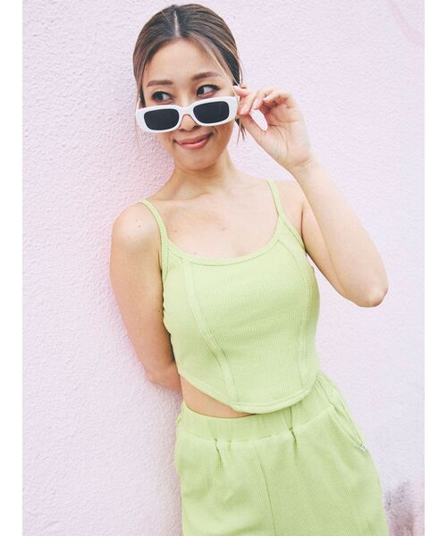 GYDA（ジェイダ）の「front roundワッフルビスチェ（キャミソール・レディース・ブラック/ライトグレー/ライム・FREE）」の22枚目の写真