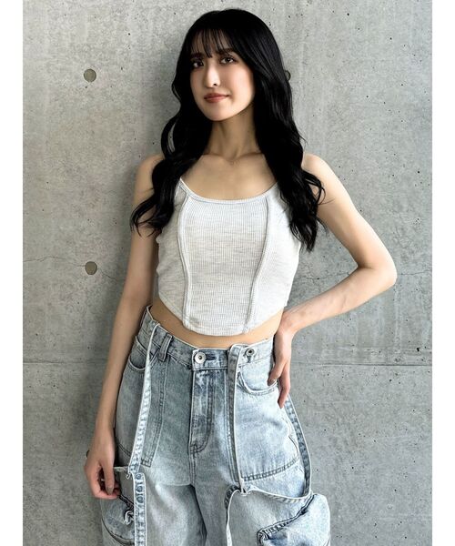 GYDA（ジェイダ）の「front roundワッフルビスチェ（キャミソール・レディース・ブラック/ライトグレー/ライム・FREE）」の4枚目の写真