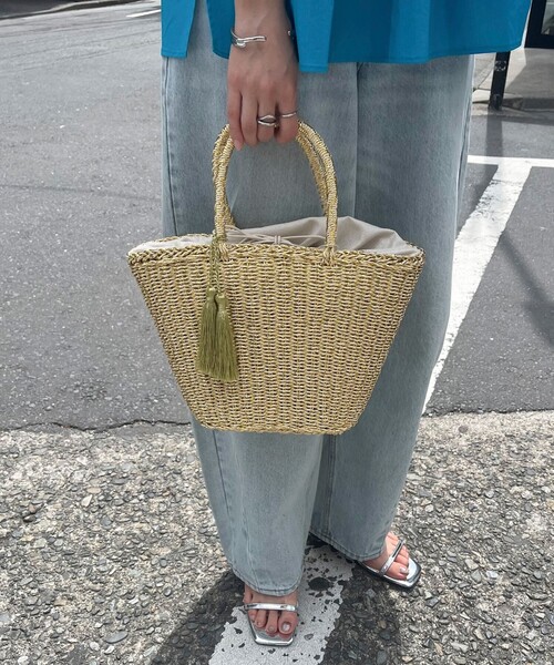 fredy emue（フレディエミュ）の「メタリックフィルムカゴバッグ（かごバッグ・レディース・シルバー/ゴールド・FREE）」の6枚目の写真