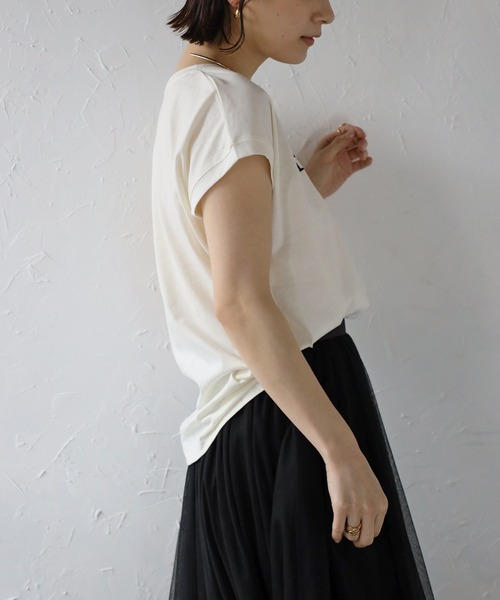 Bonjour Sagan(ボンジュールサガン)の「EtmekロゴTシャツ(Tシャツ/カットソー・レディース・アイボリー/ブラック・FREE)」の4枚目の写真