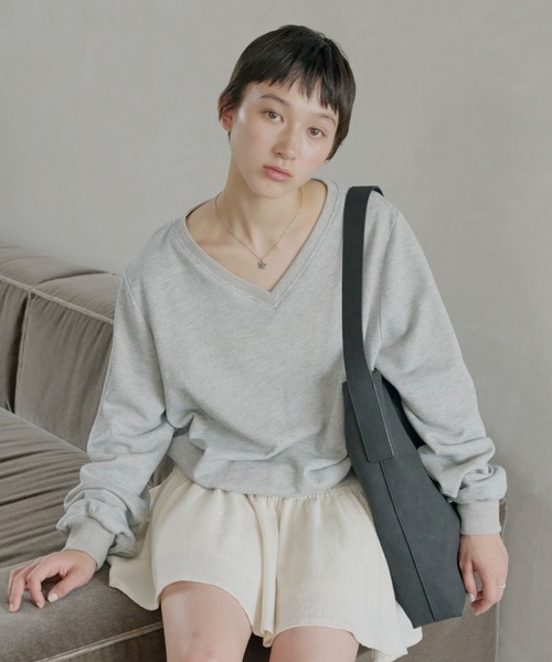 loose v-neck sweatshirt / ルーズVネックスウェットシャツ