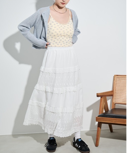 paravion（パラビオン）の「コットンライクレースティアードスカート（スカート・レディース・ホワイト・FREE）」の4枚目の写真