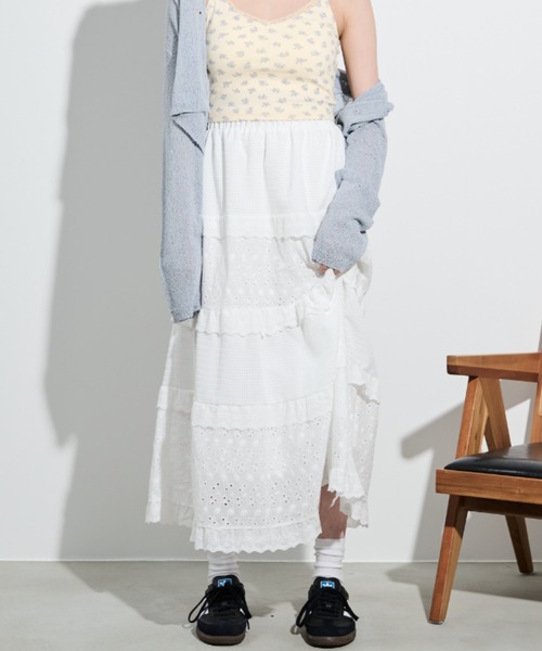paravion（パラビオン）の「コットンライクレースティアードスカート（スカート・レディース・ホワイト・FREE）」の11枚目の写真