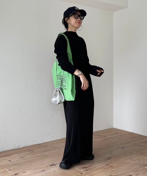 wee9s（ウィークス）の「【セルフカット可能】daily daily super stretch pleats one piece / デイリーデイリースーパーストレッチプリーツワンピース[長袖]（ワンピース・レディース・ブラック/アッシュグレー/ブルー/ネイビー/ブラウン/ボルドー/ダークグリーン/アイボリー/チェリーレッド/ライトブルー・FREE/LONG）」の20枚目の写真