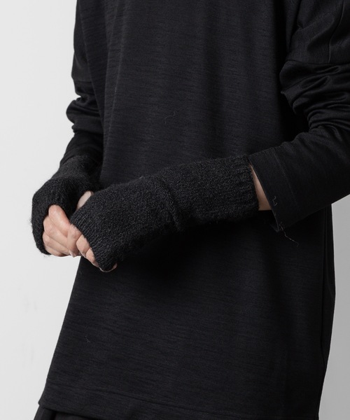 VEIN （ヴェイン）の「シャギーニット グローブ / SHAGGY KNIT GLOVE（手袋・メンズ・ブラック/オフホワイト/グレー/ピンク・ONE SIZE）」の15枚目の写真