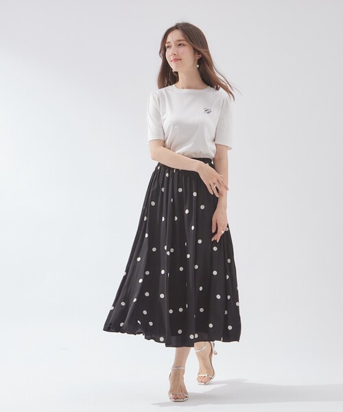couture brooch（クチュールブローチ）の「◆【品よくレディな雰囲気に】ポルカドットフレアースカート（スカート・レディース・ホワイト系3/ブラック系・36/38/40/42）」の10枚目の写真