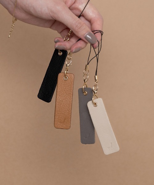 salisty（サリスティ）の「salisty noble レザークリーナーストラップ（スマホグッズ・レディース・キャメル/クリーム/MD.Gray/ブラック・FREE）」の8枚目の写真