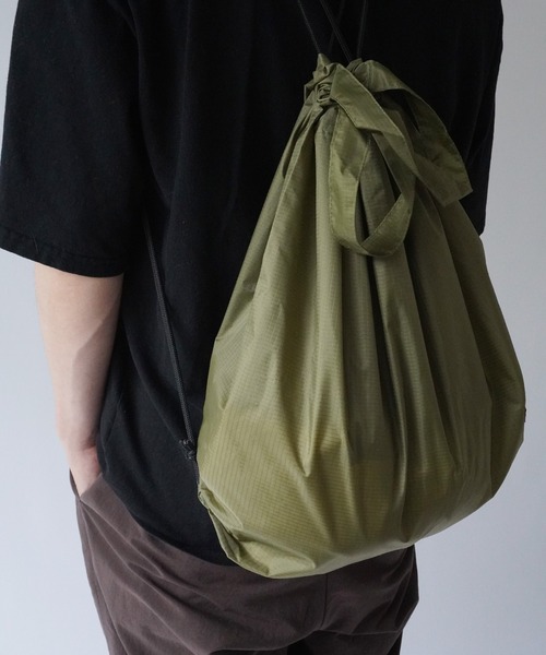 (d)aresut（ダレスト）の「【 (d)aresut / ダレスト 】 ライトナイロン リップストップ ジムサック / リュック / ナップサック（バックパック/リュック・メンズ・ブラック/カーキ/ネイビー・FREE）」の10枚目の写真