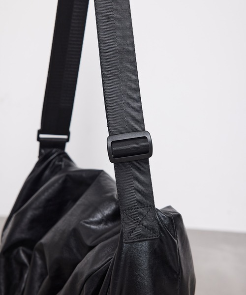 JUNRED(ジュンレッド)の「ドローコードショルダーバック(ショルダーバッグ・メンズ・ブラック・FREE)」の8枚目の写真