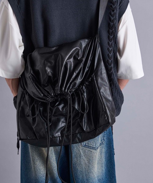 JUNRED(ジュンレッド)の「ドローコードショルダーバック(ショルダーバッグ・メンズ・ブラック・FREE)」の16枚目の写真