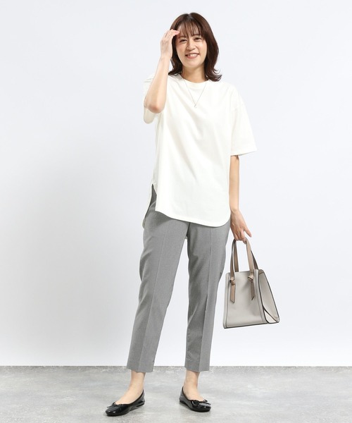 GLOBAL WORK Smile Seed Store(グローバルワーク スマイルシードストア)の「冷感裾ラウンドTシャツ/122032(Tシャツ/カットソー・レディース・グレー系その他/ブラック/ホワイト×ブラック/オフホワイト・X-LARGE/LARGE/MEDIUM/SMALL)」の6枚目の写真