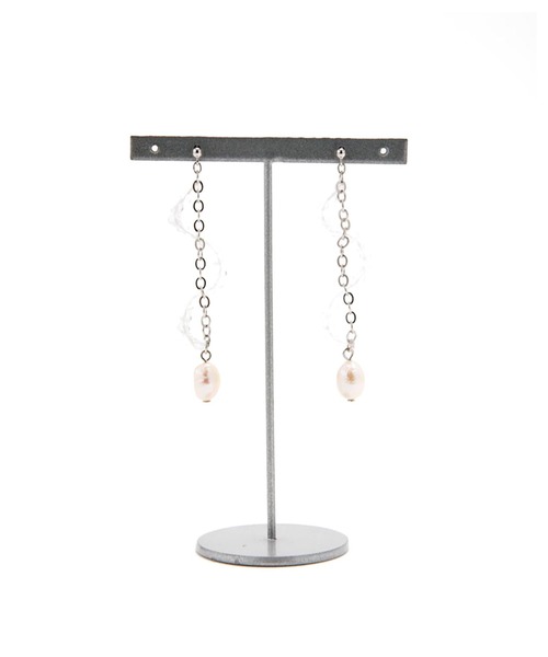 Casselini（キャセリーニ）の「Casselini(キャセリーニ)チェーンなみなみピアス（ピアス（両耳用）・レディース・シルバー/クリア/ホワイト・FREE）」の3枚目の写真