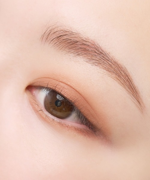to/one（トーン）の「to/one / ペタル フロート アイズ（アイシャドウ・レディース・03 Muted Brown/05 Spicy Taupe/02 Graceful Marron/04 Chiffon Beige/01 Smoky Brick/06 Sparkling Petal/07 Dazzling Sugar/10 Cosmos Pink/09 Velvet Rose/11 Nostalgic Bloom/08 Modest Beige/13 Stellar Peach/14 Almond Biscotti/12 Barely Pink/15 Hazy Blossom/18 Soft Reverie/17 Glass Prism/16 Pink Mirage・FREE）」の21枚目の写真