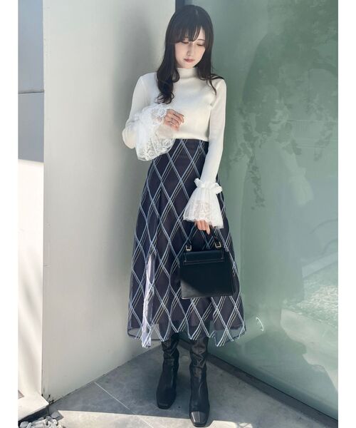 MERCURYDUO（マーキュリーデュオ）の「異素材フレアスリーブニット（ニット/セーター・レディース・パープル/オフホワイト/ブラック・FREE）」の20枚目の写真