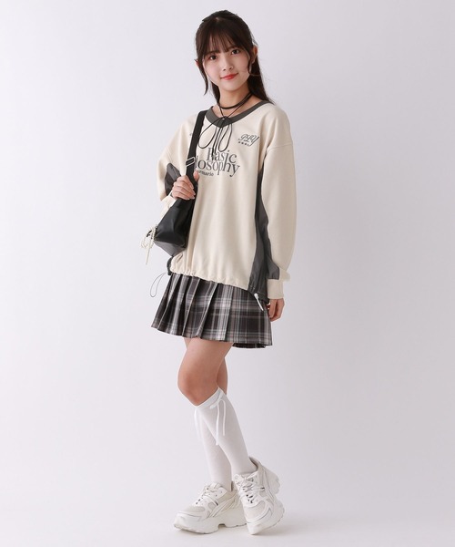 repipi armario(レピピ アルマリオ)の「GAMINGスウェット(スウェット・キッズ・ピンク/アイボリー/ブラック/ブルー・SMALL/MEDIUM/LARGE)」の12枚目の写真