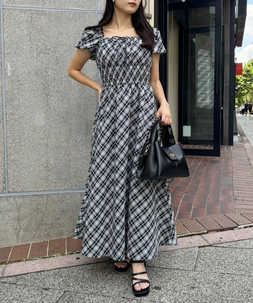 one after another NICE CLAUP（ワンアフターアナザーナイスクラップ）の「【WEB限定商品】NCエンブレム付きトライアングルバッグ（ハンドバッグ・レディース・アイボリー/ブラック/ブラウン・FREE）」の22枚目の写真