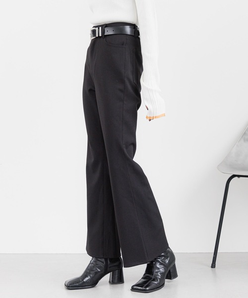 PAGEBOY（ページボーイ）の「ストレッチフレアパンツ（その他パンツ・レディース・ブラック/オフホワイト/モカ・SMALL/MEDIUM）」の12枚目の写真