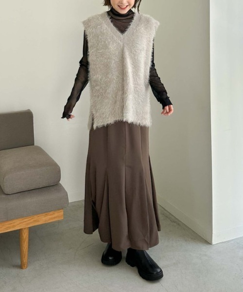 archives（アルシーヴ）の「ダブルフェイスフェザーニットベスト（ベスト・レディース・グレー/チャコールグレー/アイボリー・MEDIUM）」の20枚目の写真