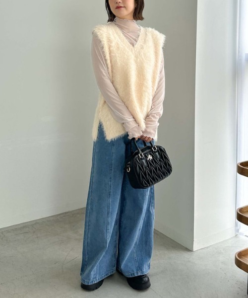 archives（アルシーヴ）の「ダブルフェイスフェザーニットベスト（ベスト・レディース・グレー/チャコールグレー/アイボリー・MEDIUM）」の11枚目の写真