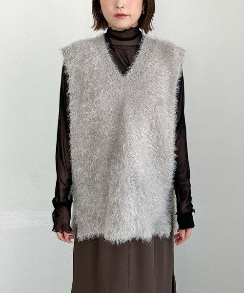 archives（アルシーヴ）の「ダブルフェイスフェザーニットベスト（ベスト・レディース・グレー/チャコールグレー/アイボリー・MEDIUM）」の21枚目の写真