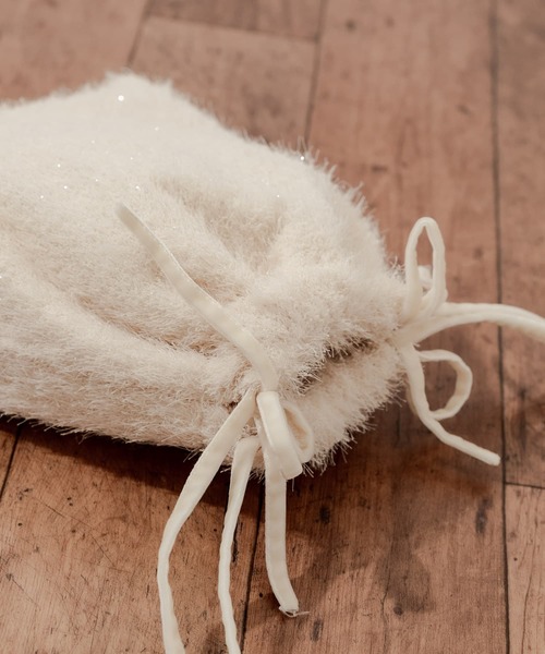 SMELLY（スメリー）の「フリンジリボンキンチャクバッグ（ショルダーバッグ・レディース・アイボリー/ブラック・-）」の4枚目の写真